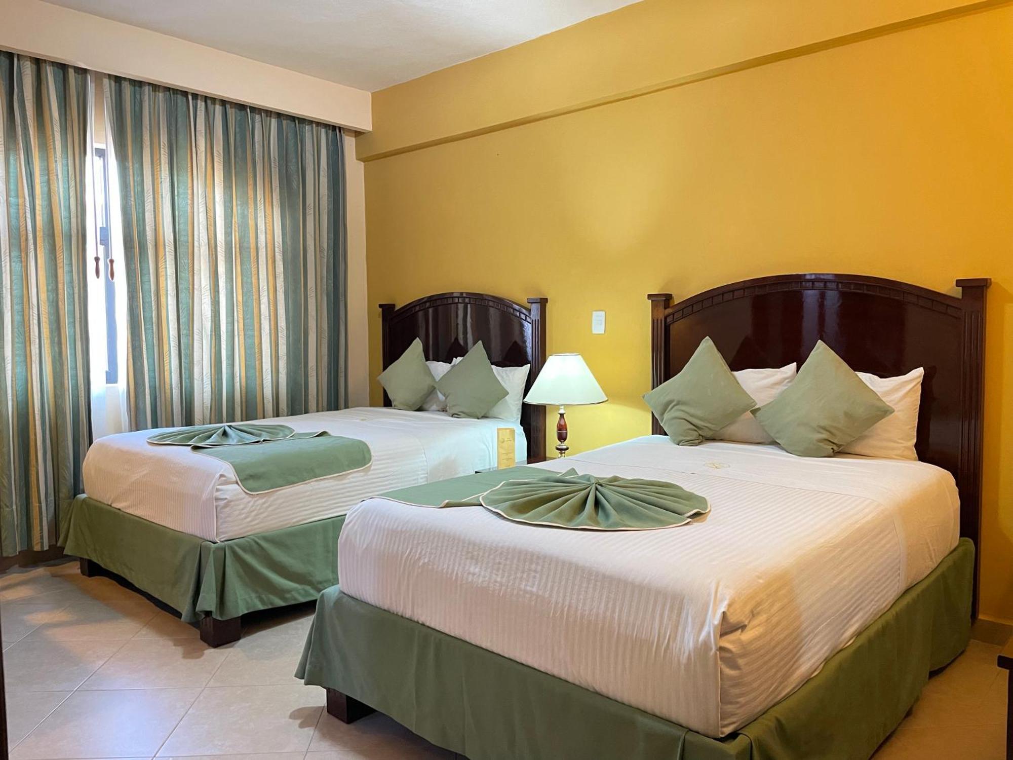 Iguala Hotel Centenario מראה חיצוני תמונה